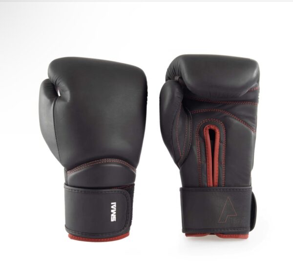 SMAI Legacy Boxing Glove